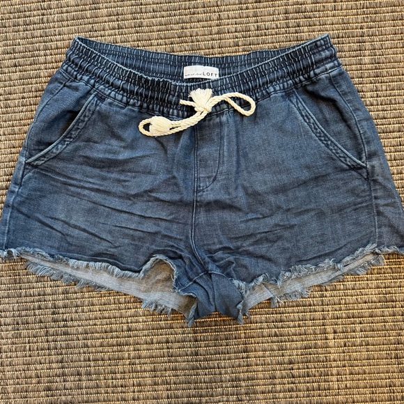 LOFT Blue Denim Jean Shorts with Raw Hem - Picture 1 of 4